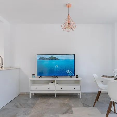 Blonzu Madagascar Apartment Benalmádena
